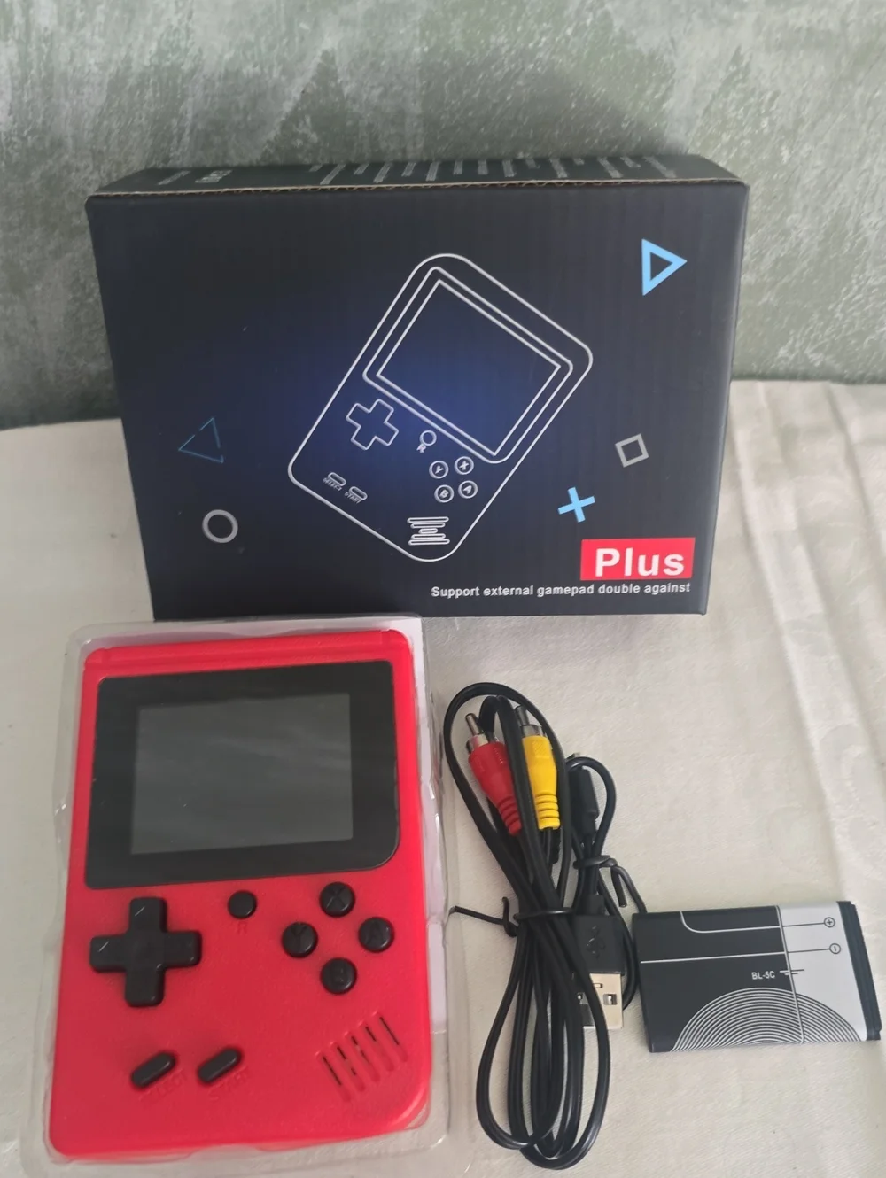 Game Box Plus 400 In 1 Handheld Retro Gamepad - Red New